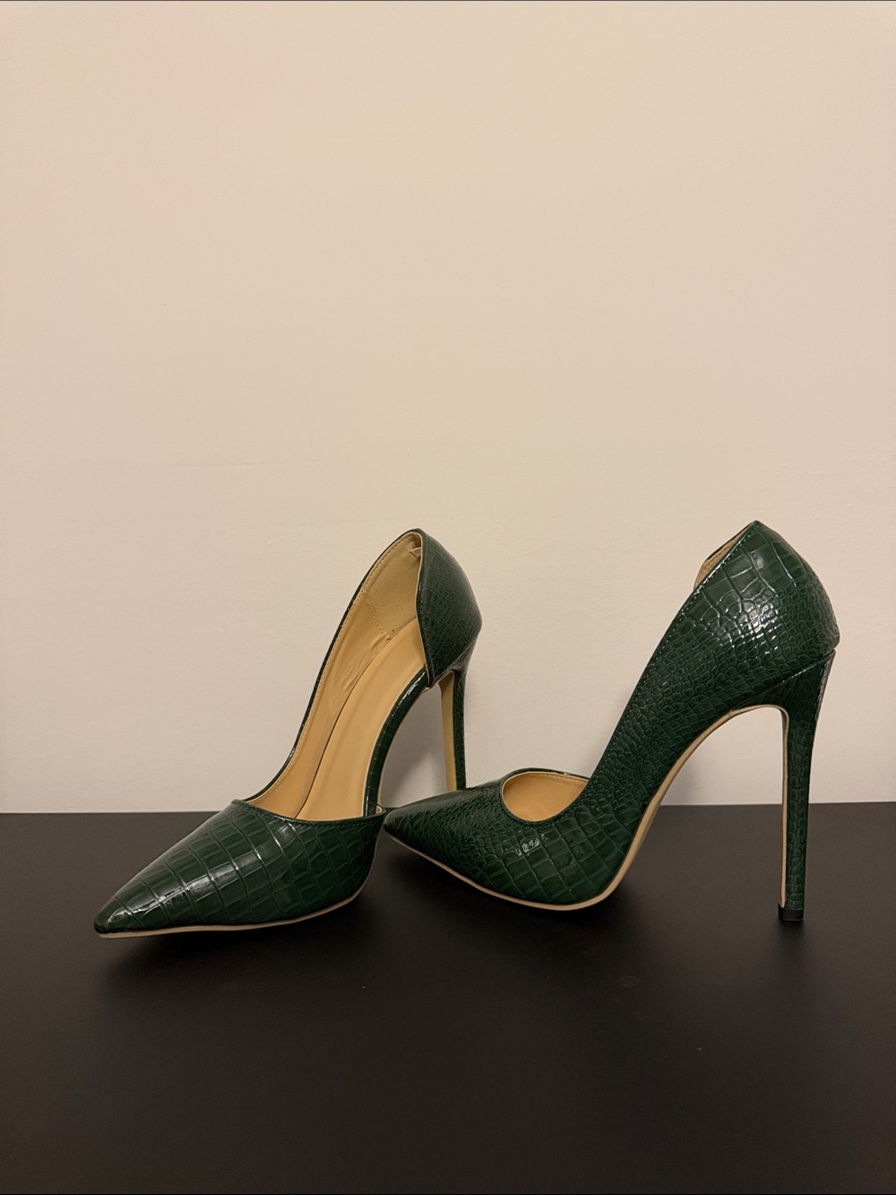 Dark Green Croc-Embossed Pointed Toe Stiletto Pumps